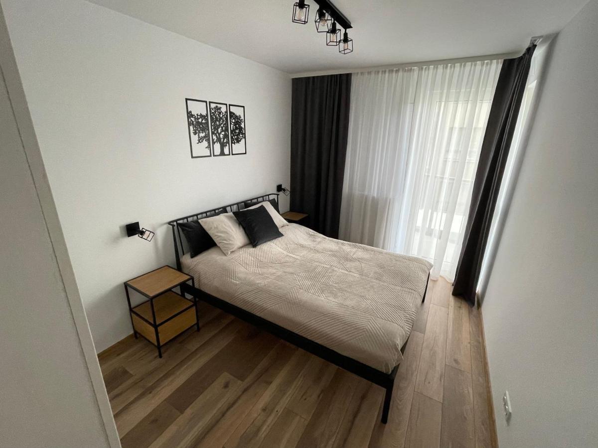 Newport Industrial Apartment Warszawa Eksteriør billede