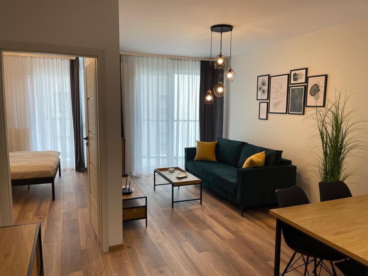 Newport Industrial Apartment Warszawa Eksteriør billede