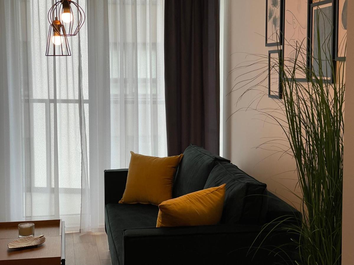Newport Industrial Apartment Warszawa Eksteriør billede