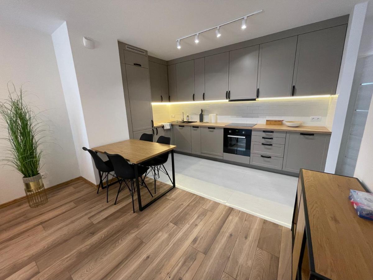 Newport Industrial Apartment Warszawa Eksteriør billede