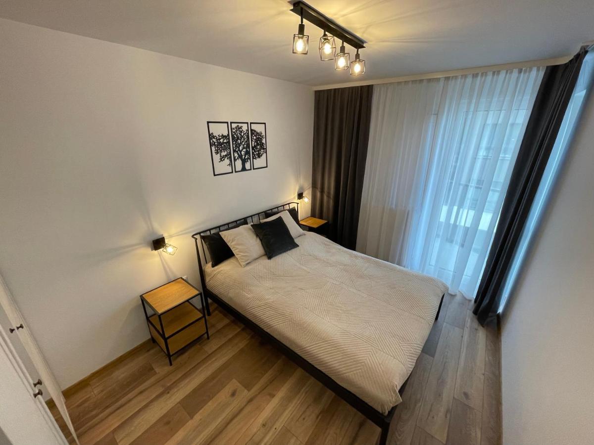 Newport Industrial Apartment Warszawa Eksteriør billede